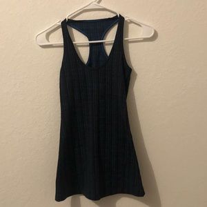 Lululemon racer back size 4